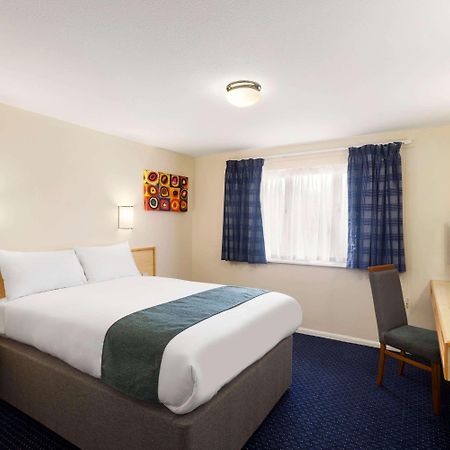 Days Inn Sutton Scotney South Zewnętrze zdjęcie