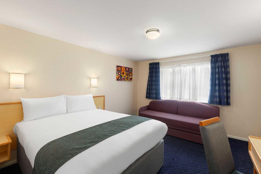 Days Inn Sutton Scotney South Zewnętrze zdjęcie